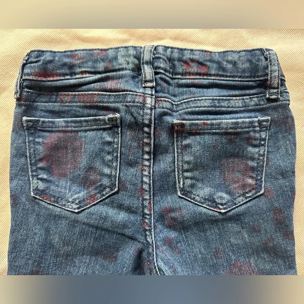 Baby Gap Floral Skinny Jeans in Medium Blue Wash/Red Girls Size 2T